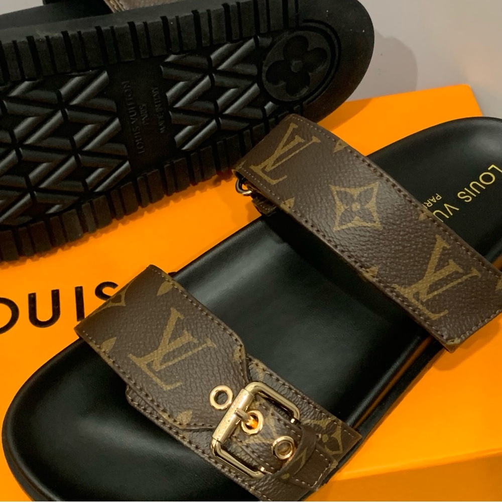 Louis Vuitton Women’s Sandals - Picture 3 of 6